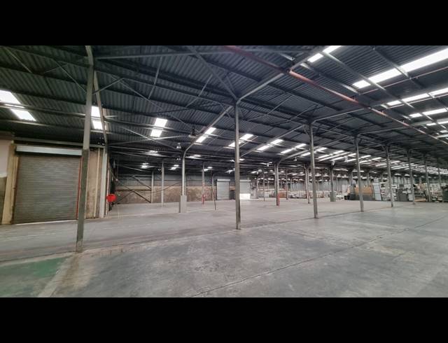 6,972M² WAREHOUSE TO LET IN HUGHES